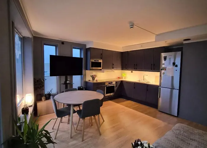 Charming - Modern Comfort View *
